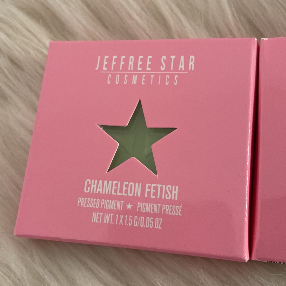 2 Brand New In Package Jeffree Star Eyeshadows - Picture 2 of 4